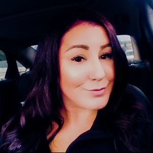 Meet your Posher, Kendra